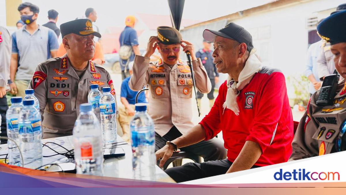 Wamensos Pimpin Penyaluran Bantuan Logistik ke Korban Banjir Aceh Tamiang