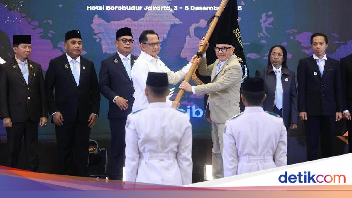 Ketua ADPSI Resmi Dilantik, Mendagri Tekankan Pentingnya Peran DPRD