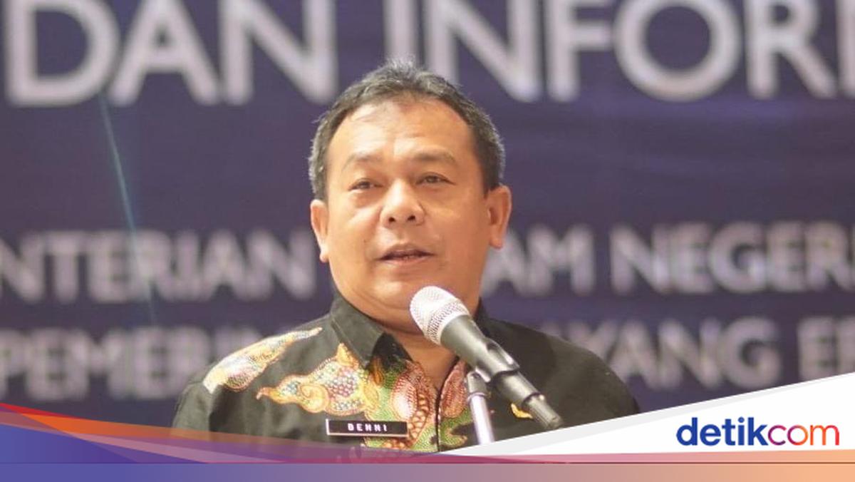 Kemendagri Sayangkan Bupati Aceh Selatan Umrah di Tengah Bencana