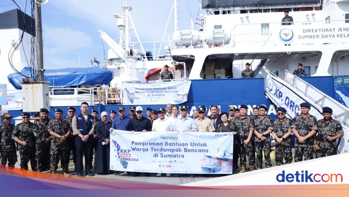 KKP Kirim 60 Ton Paket Bantuan untuk Korban Bencana Sumatera via Laut