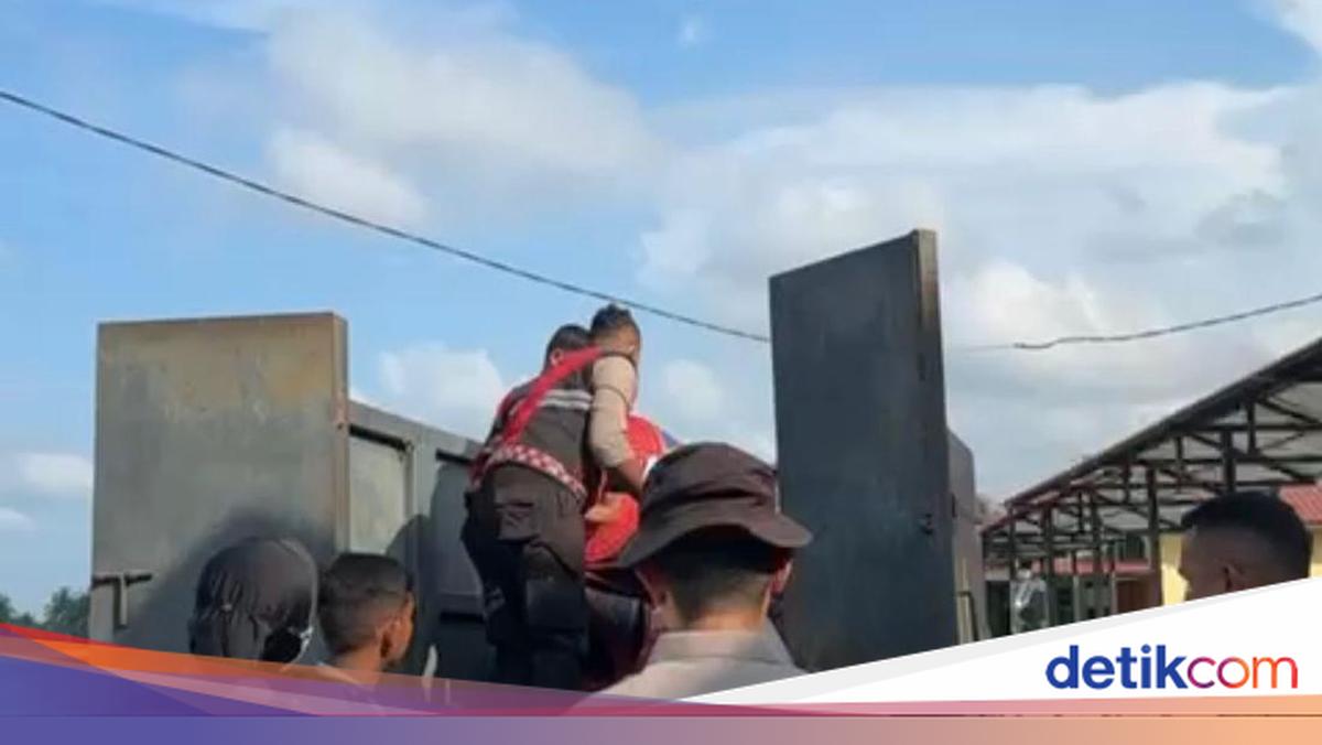 Polantas di Aceh Gelar Bakti Sosial Peduli Bencana, Bagikan Makan-Kebutuhan Korban