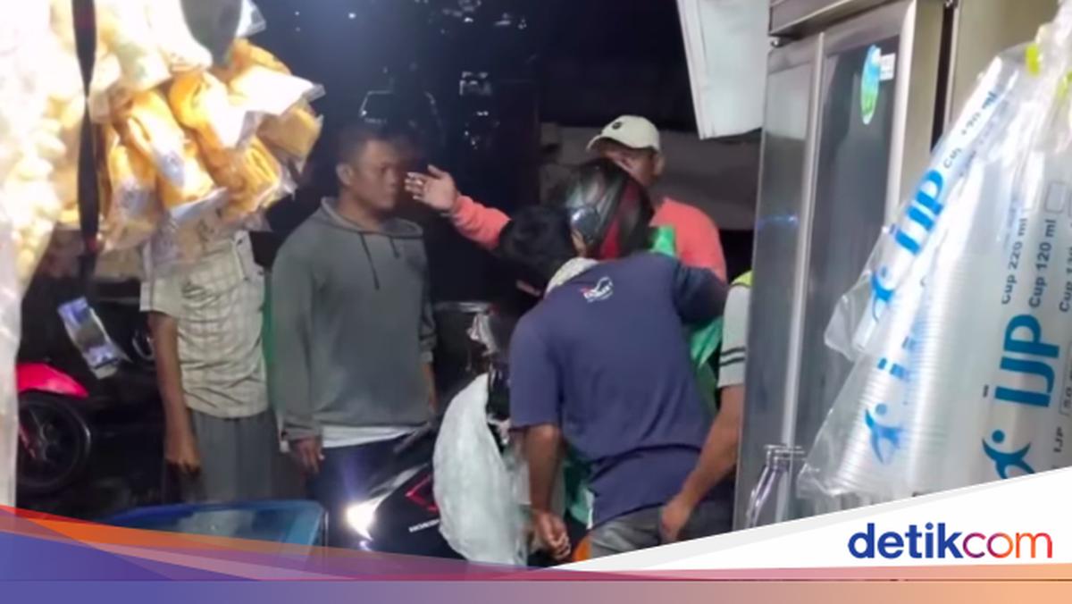 2 Opang Pukuli Ojol Angkut Penumpang di Stasiun Duri, Ngaku Khilaf