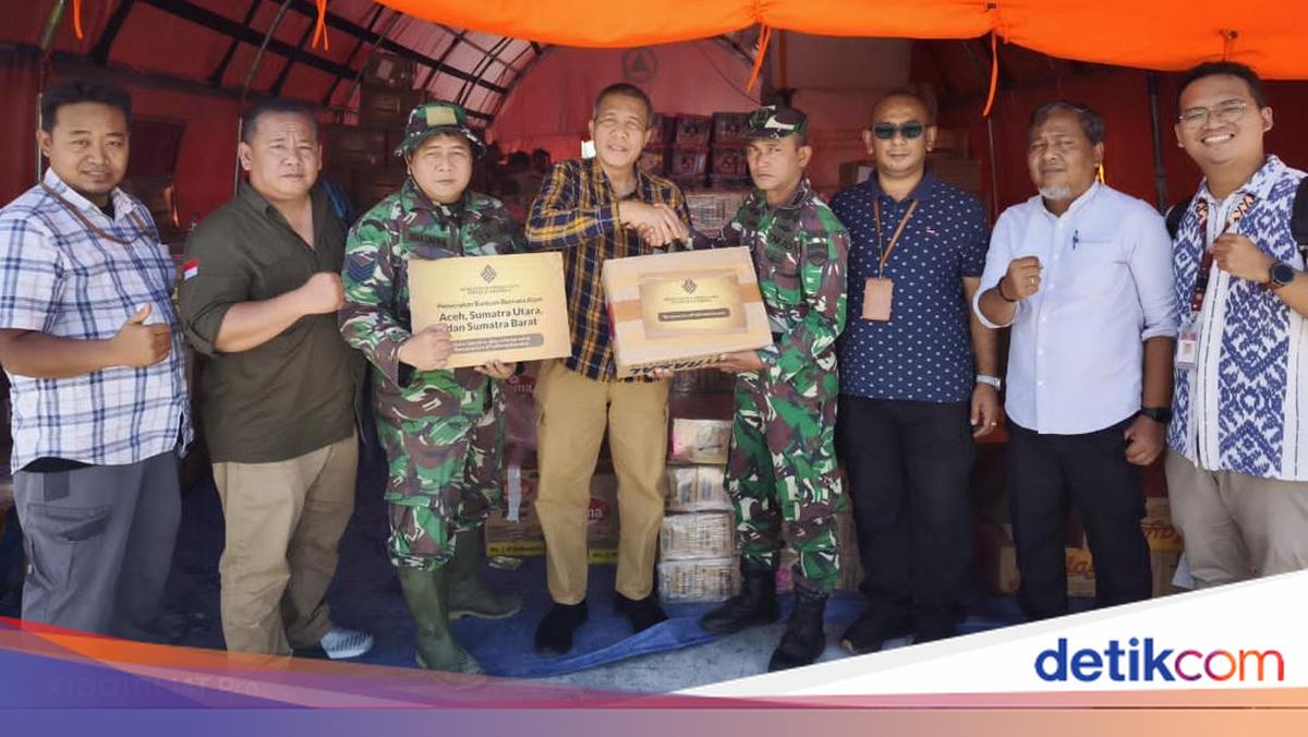 Kemenbud Salurkan Bantuan Logistik untuk Korban Bencana Tapanuli Utara