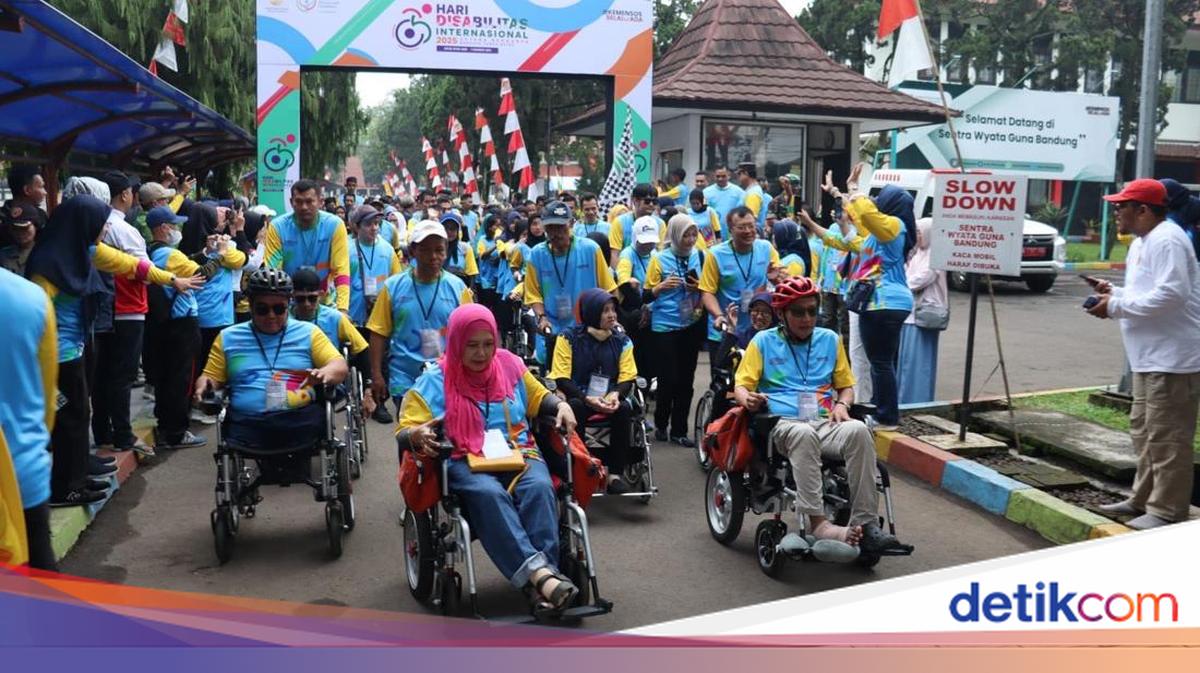 Sentra Wyata Guna Bandung Gelar Fun Walk Meriah Peringati Hari Disabilitas