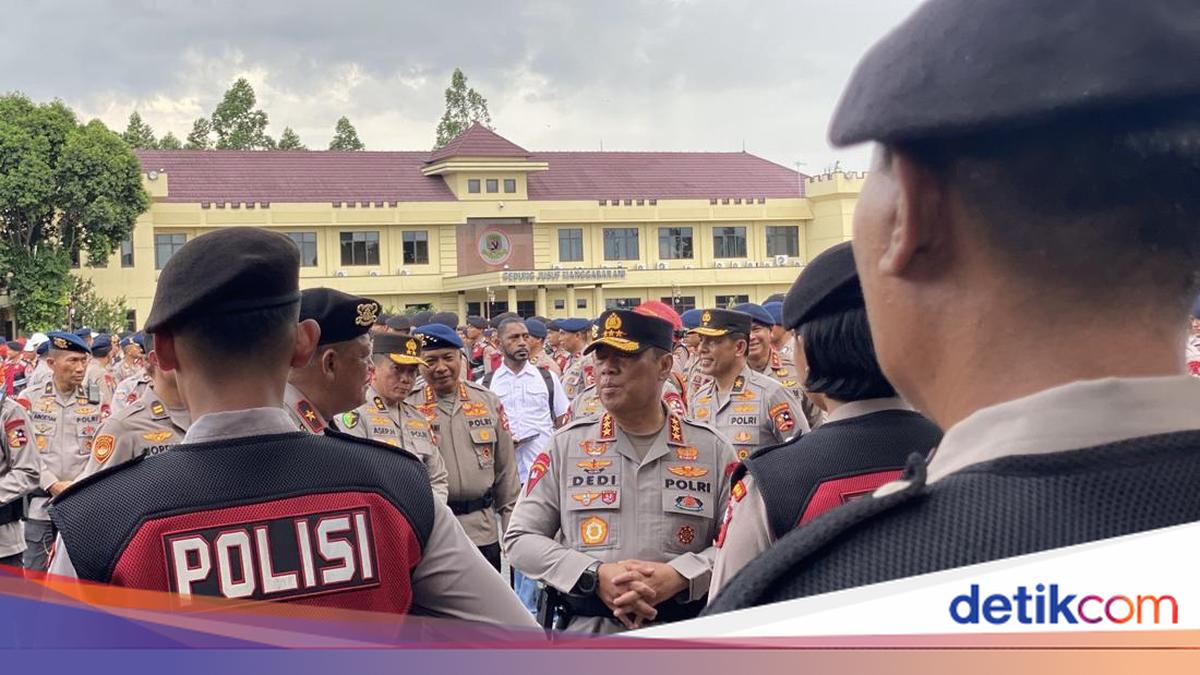 638 Personel Polri-Kendaraan SAR Diberangkatkan Bantu Bencana Sumatera