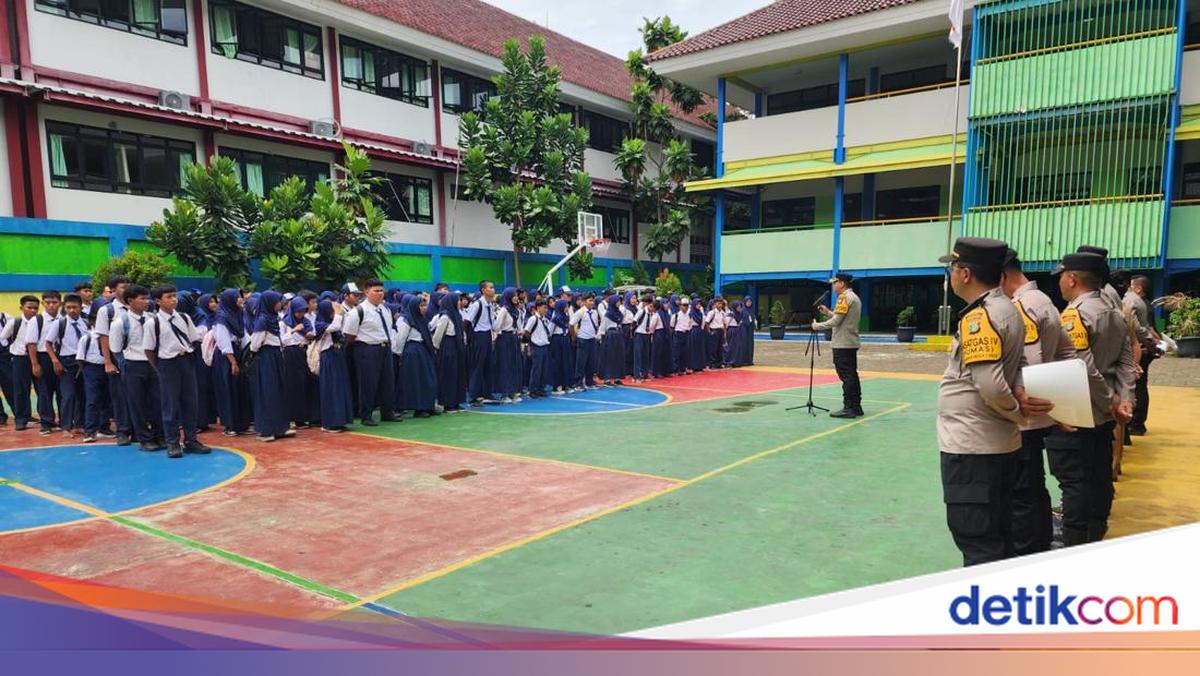 Polisi Edukasi Siswa SMP Kepulauan Seribu soal Bullying: Fisik, Verbal, Cyber