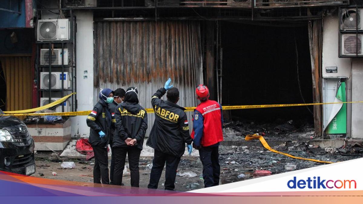 19 Orang Selamat dari Kebakaran Gedung Terra Drone Usai Naik ke Lantai Atas