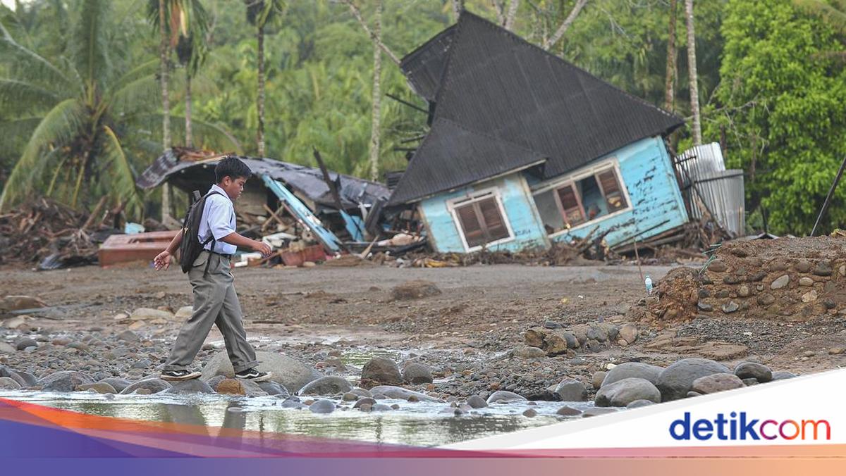 AHY Ungkap Kementerian PU Butuh Rp 51 T untuk Penanganan Bencana Sumatera