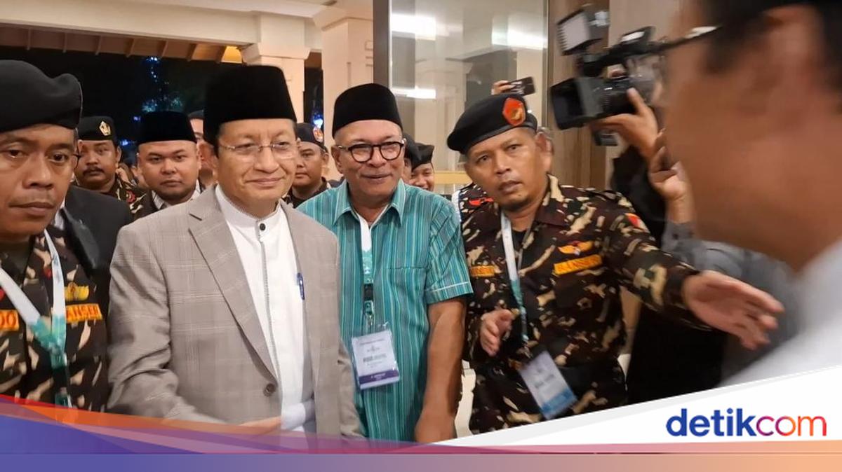 Menag Hadiri Rapat Pleno Penentuan Pj Ketum PBNU, Disambut Gus Ipul