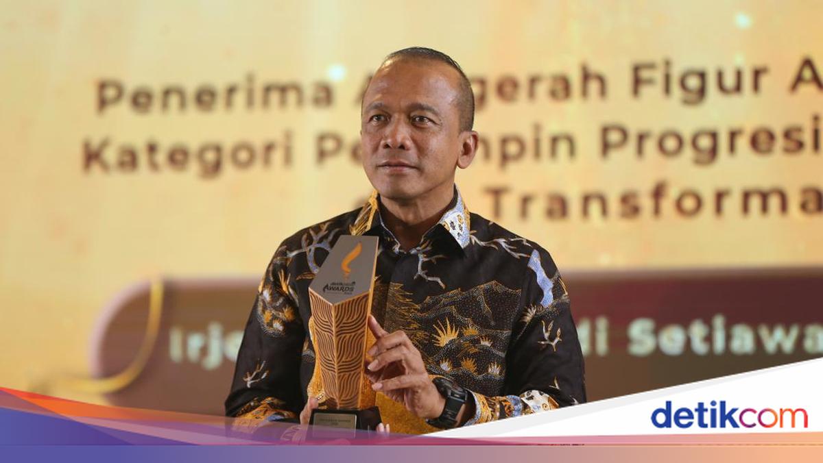 Kapolda Jabar Irjen Rudi Dianugerahi Tokoh Transformasi Keamanan Digital