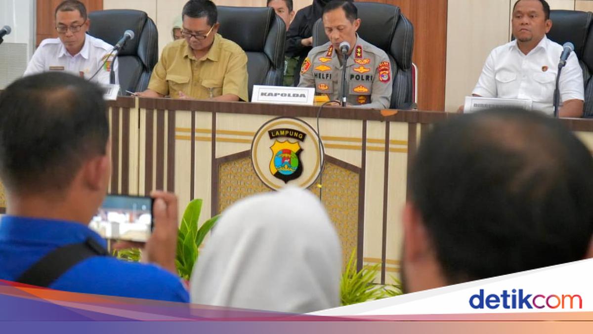 Kemenhut dan Polda Lampung Ungkap Kayu Gelondong Terdampar: Dari Kapal Rusak