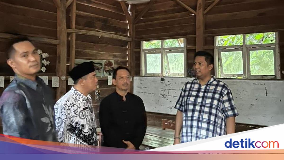SD di Hutan Pandeglang Rusak Parah, Siswa Diajar 1 Guru-Fasilitas MCK Tak Ada