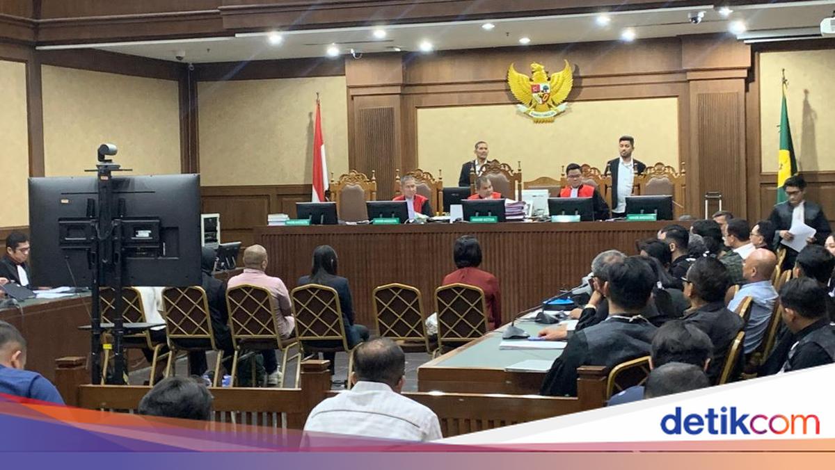 Kurir Ini Akui Antar Rp 1,2 M ke Terdakwa Rintangi Penyidikan 3 Kasus Korupsi
