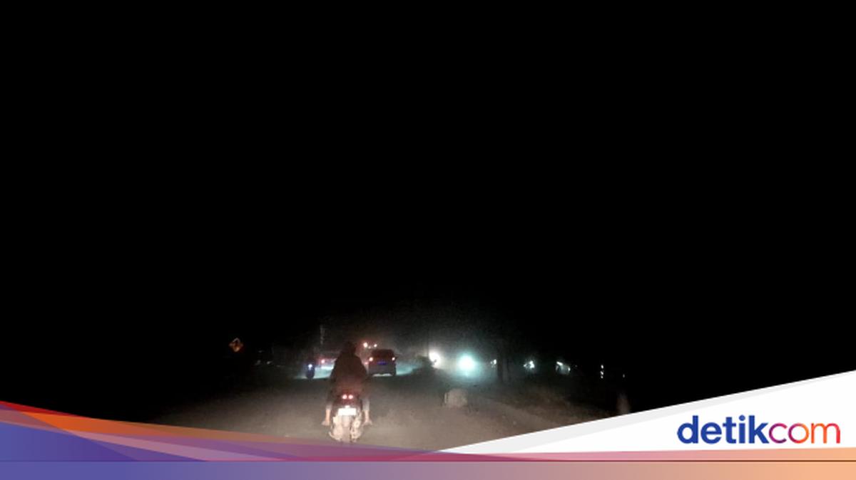 Komisi VI DPR Minta Listrik di Wilayah Bencana Segera Dipulihkan 100%