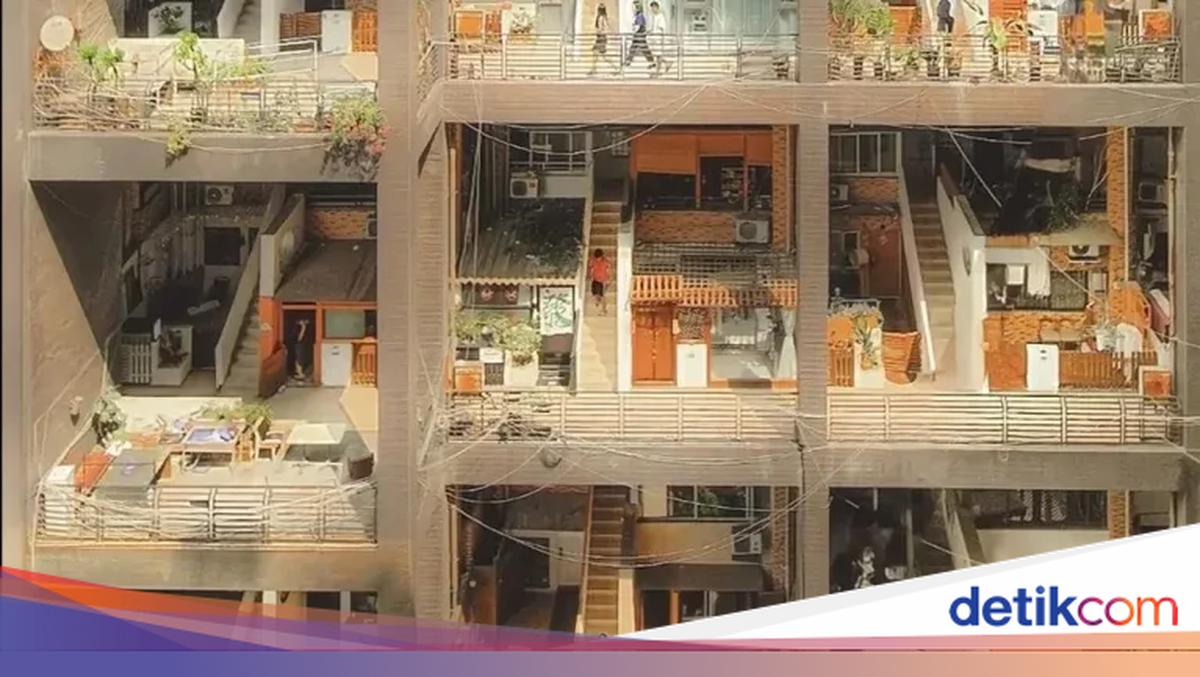 Giant Dollhouse Apartment: Viral Real Estate Trend