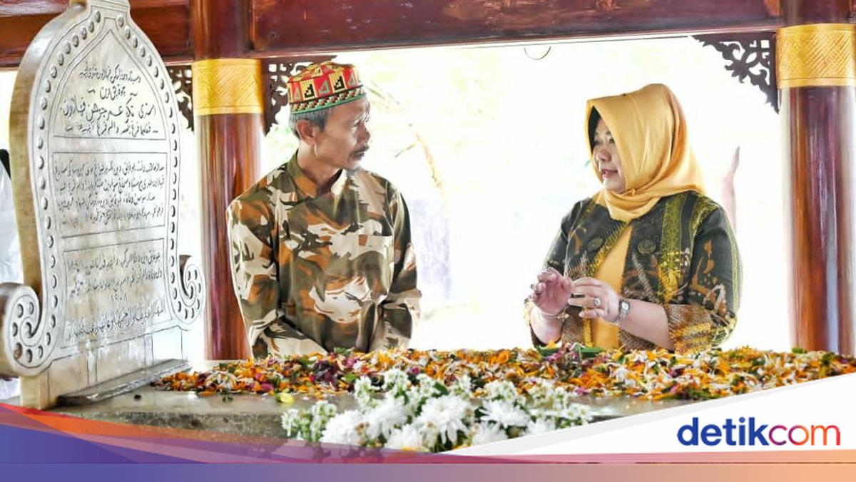 Ziarah Makam Cut Nyak Dien, Plt Setjen MPR Kenang Jasa bagi Kaum Perempuan
