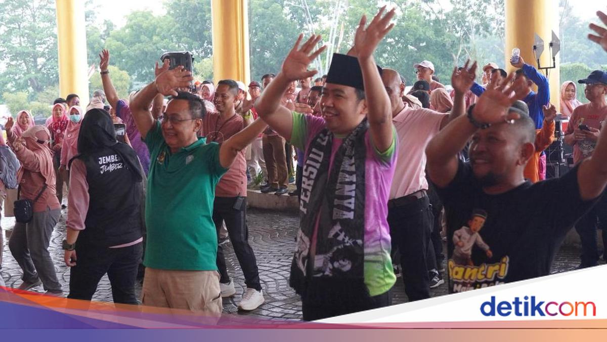 Gus Fawait Ngantor di Tempurejo, Cek Pelayanan Masyarakat-Terima Masukan