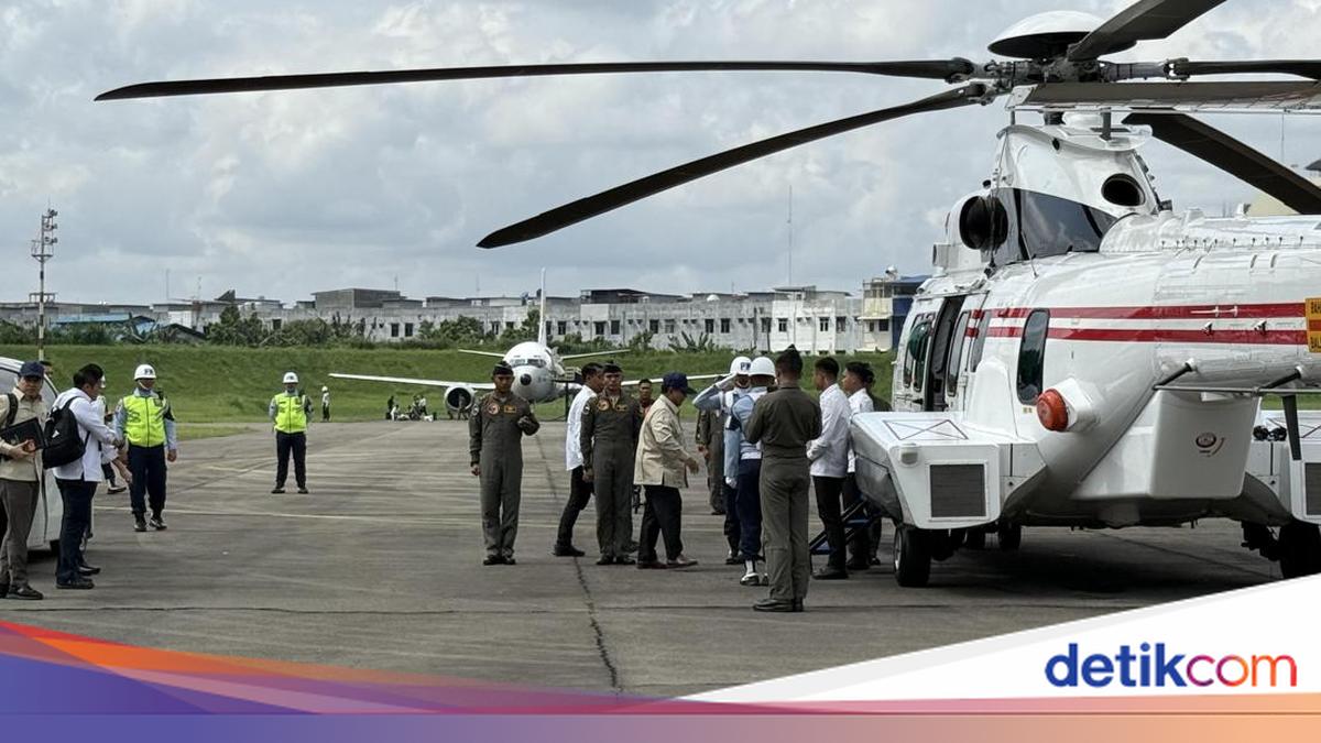 Prabowo Naik Helikopter dari Medan, Bakal Tinjau Posko Pengungsian di Langkat