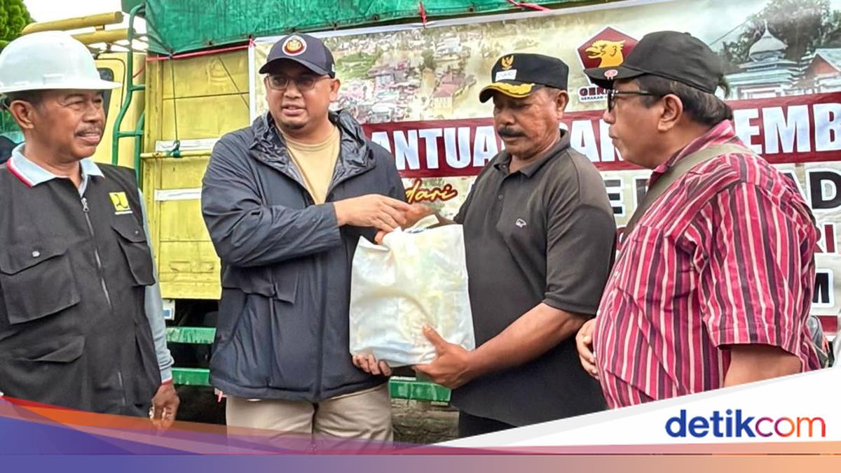 Andre Rosiade Bawa Bantuan 2.000 Paket Sembako dan Alat Berat ke Maninjau