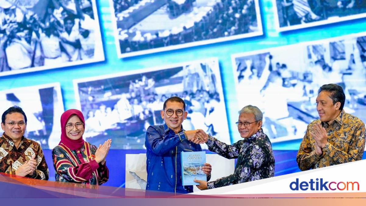 Kemenbud Soft Launching Buku Sejarah Indonesia Versi Baru