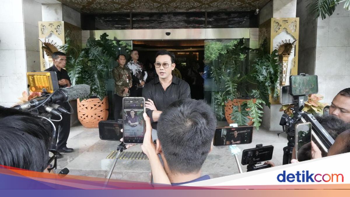 Denny Sumargo Nilai Penggalangan Dana Bencana Sebaiknya Memang Berizin