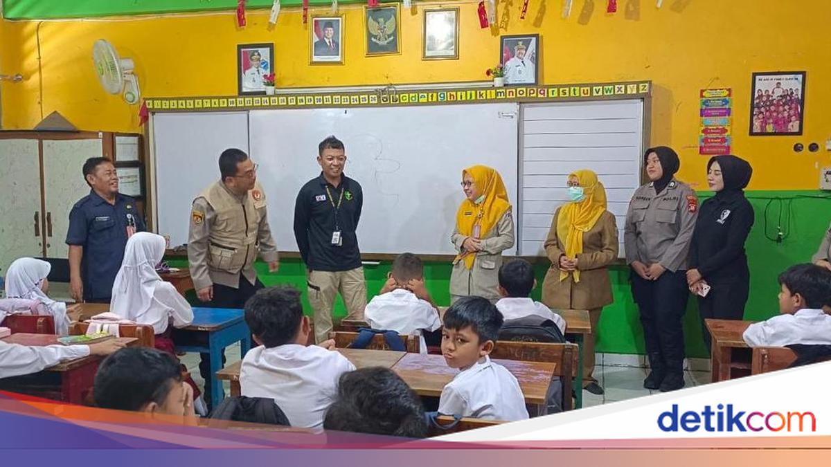 Polisi Pulihkan Trauma SD di Jakut Usai Insiden Mobil MBG Menerobos