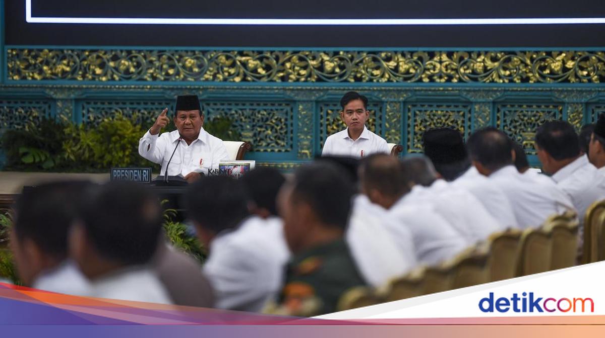 Prabowo Restui 125 Ribu Baju Reject Batal Ekspor Disalurkan ke Korban Bencana