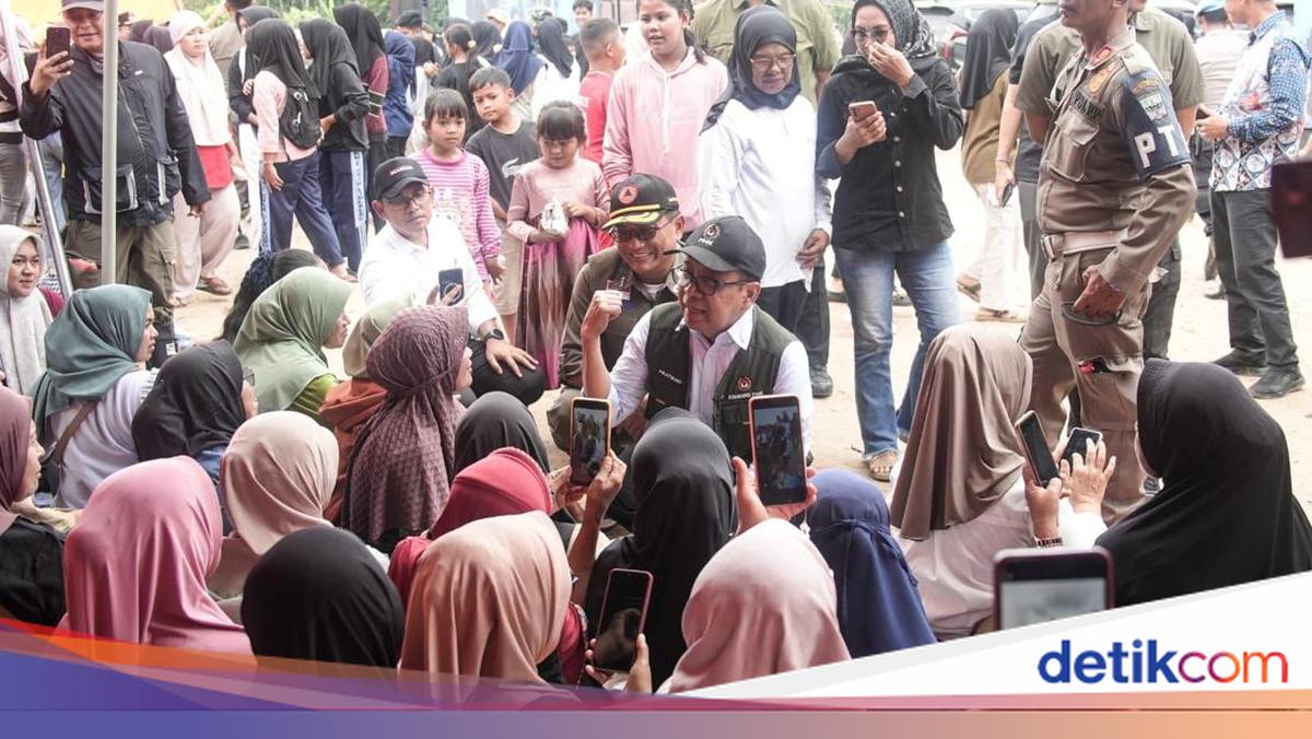 Menko PMK Tegaskan Pemerintah Percepat Pembangunan Huntara Bagi Korban Bencana