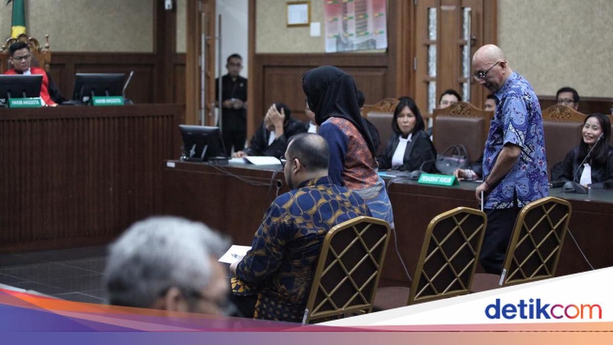 Jaksa: Nadiem Bikin 2 Grup WA Sebelum Menjabat, Isinya Jurist Tan-Najeela Shihab