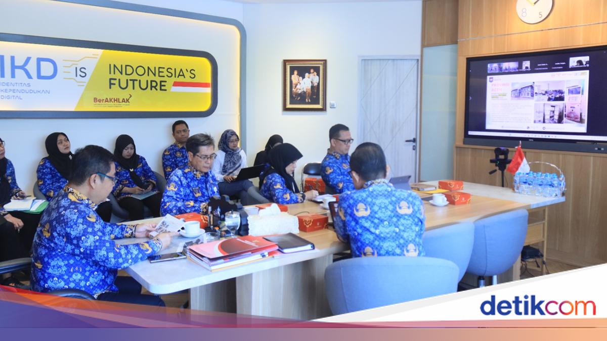 Dukcapil Terbitkan 9.954 Dokumen Kependudukan di Tengah Bencana Sumatera