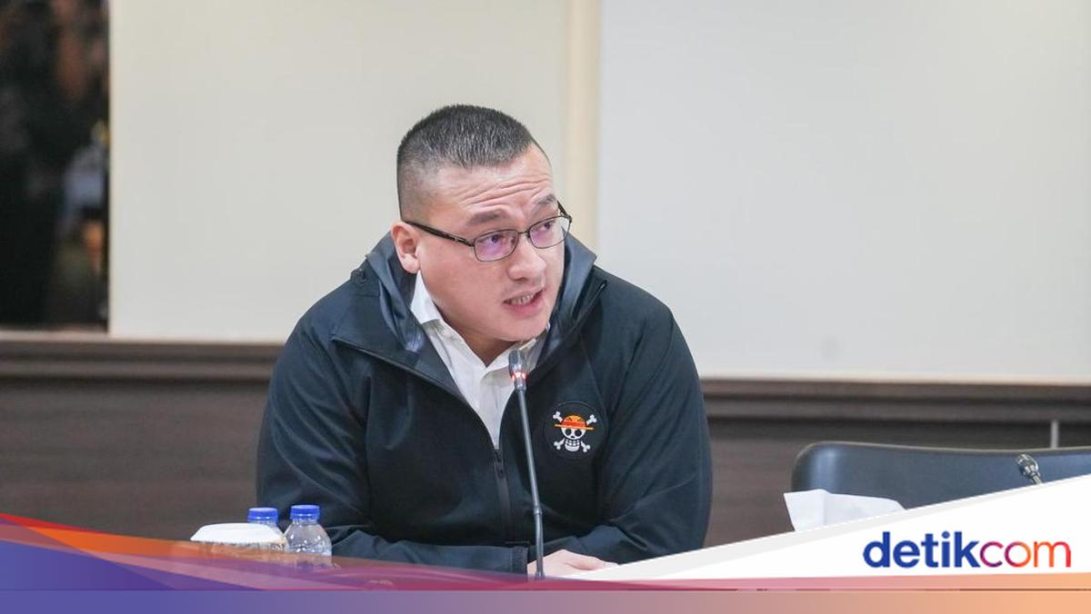 Bantu Korban Bencana Sumatera-Aceh, Kenneth DPRD DKI Serahkan Gaji dan Tunjangan Setahun