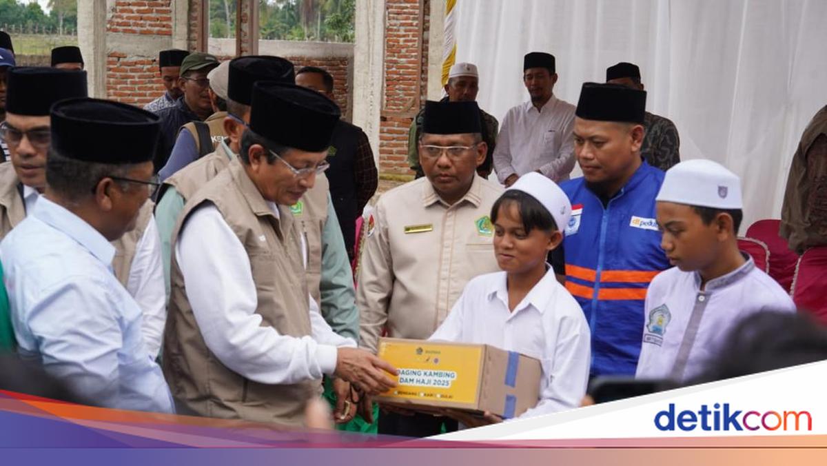 Menag Salurkan Daging DAM Haji-Sembako untuk Ponpes Terdampak Banjir Aceh