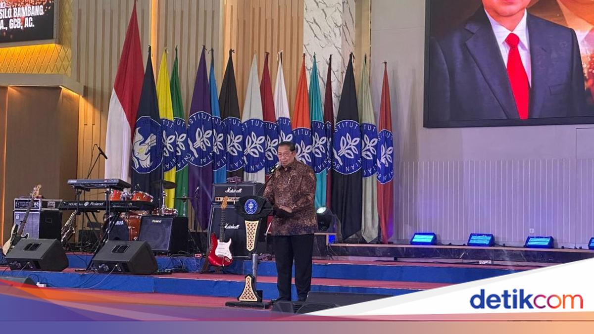 SBY Terima Penghargaan Super Alumni Prominent IPB, Cerita Saat Jabat Presiden