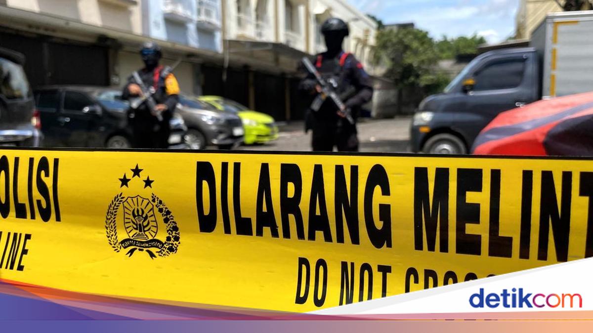 Sekuriti: Ada Kabel di Dus Diduga Bahan Peledak di Ruko Bandung