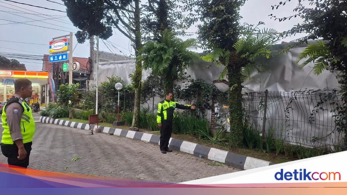 Kecelakaan Diduga Rem Motor Blong di Jalan Menurun Semarang, 2 Orang Tewas