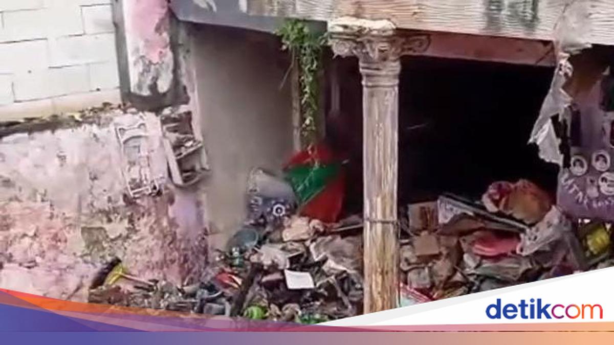 Viral Rumah Penuh Sampah 5 Truk di Surabaya, Pemilik Marah Dibantu Warga