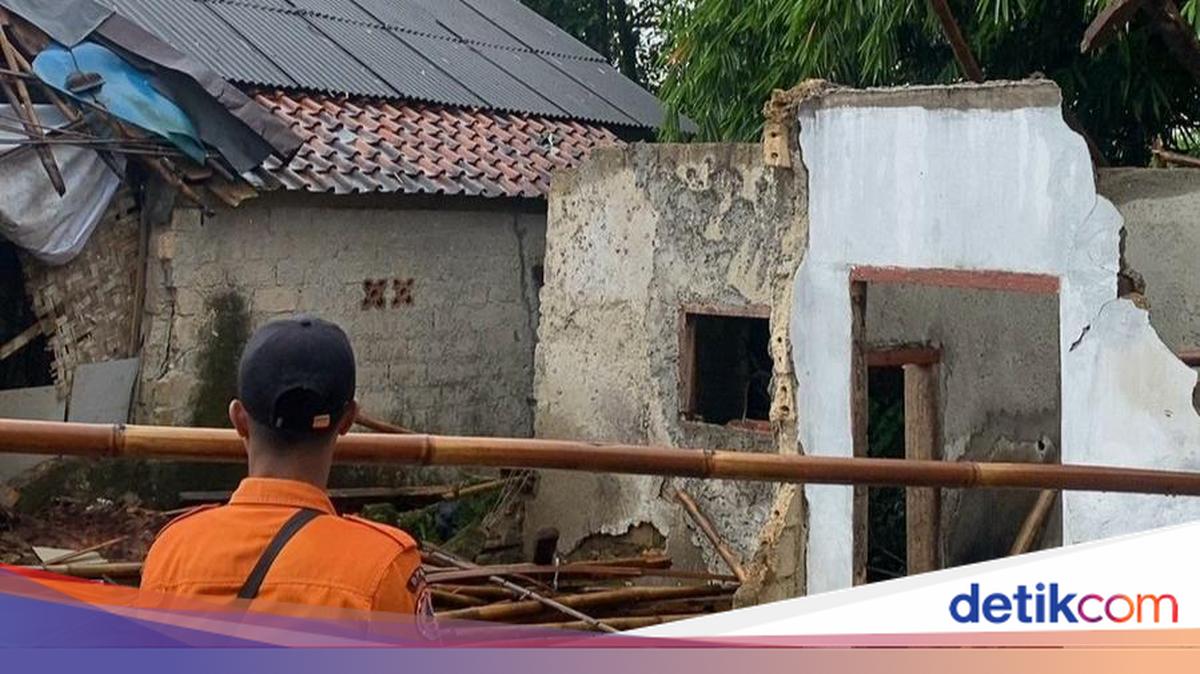 Diterjang Hujan Deras hingga Angin Kencang, 5 Rumah di Dramaga Bogor Rusak