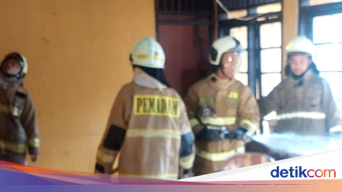 ODGJ Main Korek Gas, Panti Sosial di Cengkareng Kebakaran