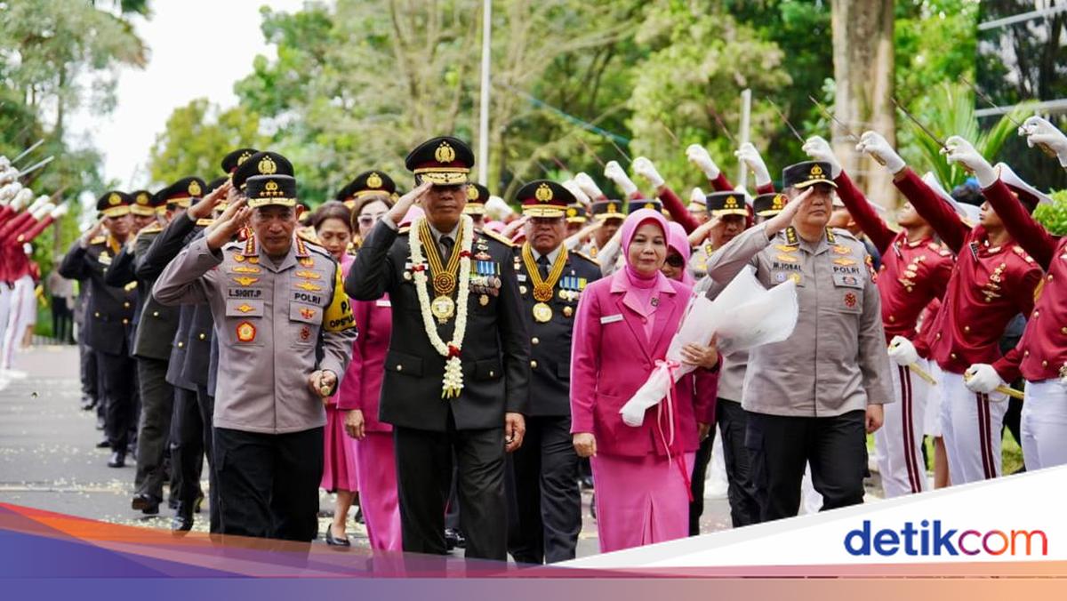 Alumni Akpol 91 Gelar Reuni dan Silaturahmi di Semarang, Kapolri Hadir