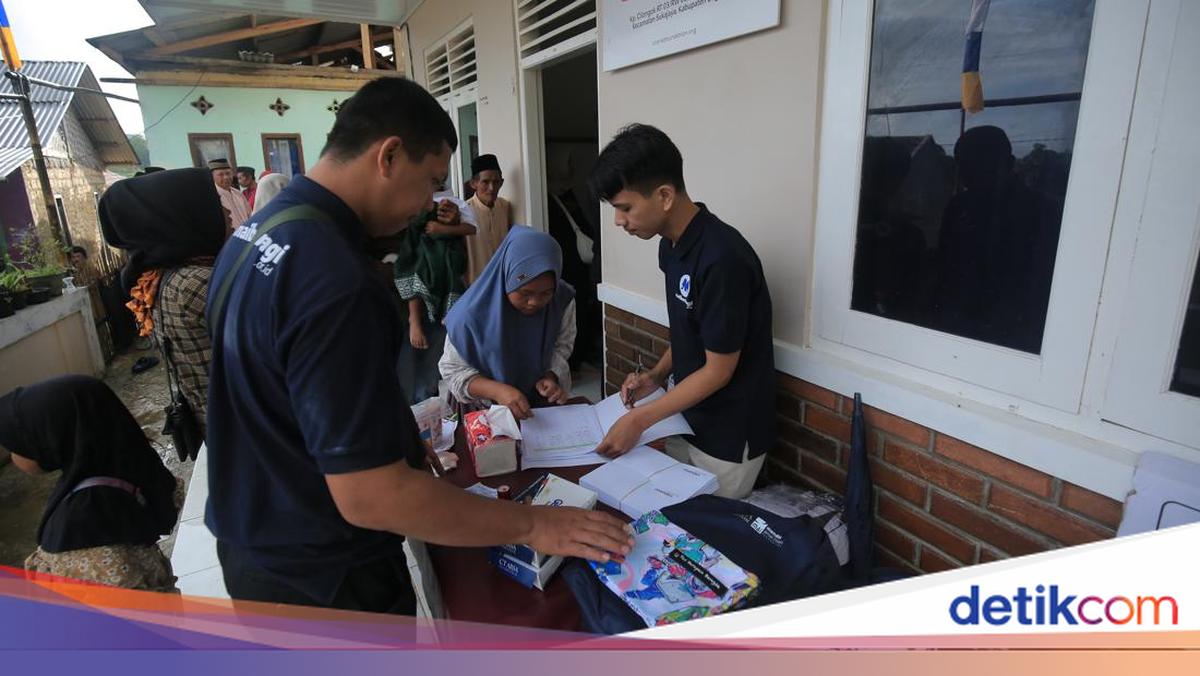 CT ARSA Gelar Khitanan Massal Bagi 87 Anak Yatim Dhuafa di Muara Gembong