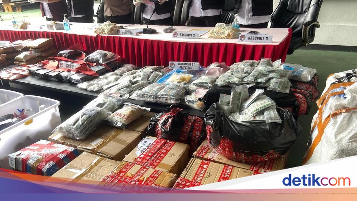 Polda Metro Ungkap Pelaku Paling Banyak Simpan Narkoba di Kompartemen Mobil