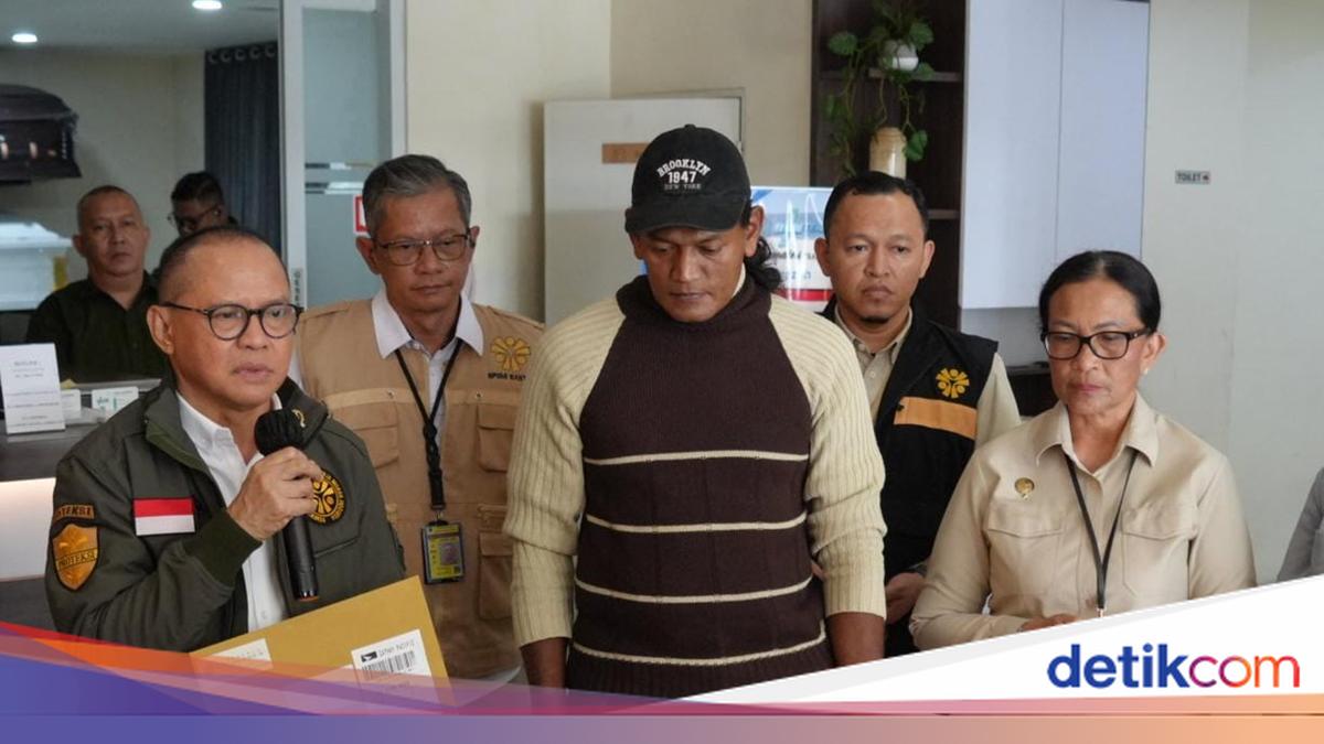 Menteri P2MI Sambut Jenazah PMI Korban Kebakaran Hong Kong di Soetta