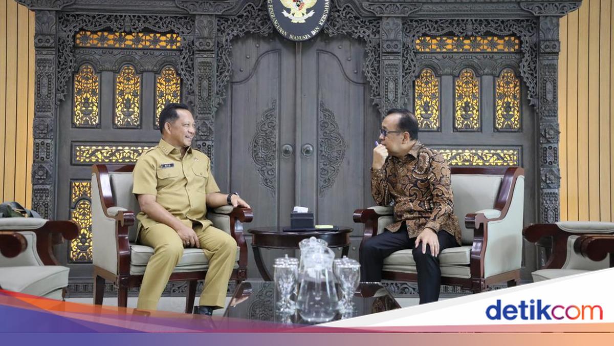 Mendagri Temui Menko PMK, Bahas Kebutuhan Warga Aceh Pascabencana
