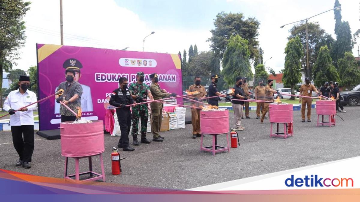 Musnahkan BKC Ilegal, Jember Kirim Pesan Tegas Jaga Kedaulatan Ekonomi