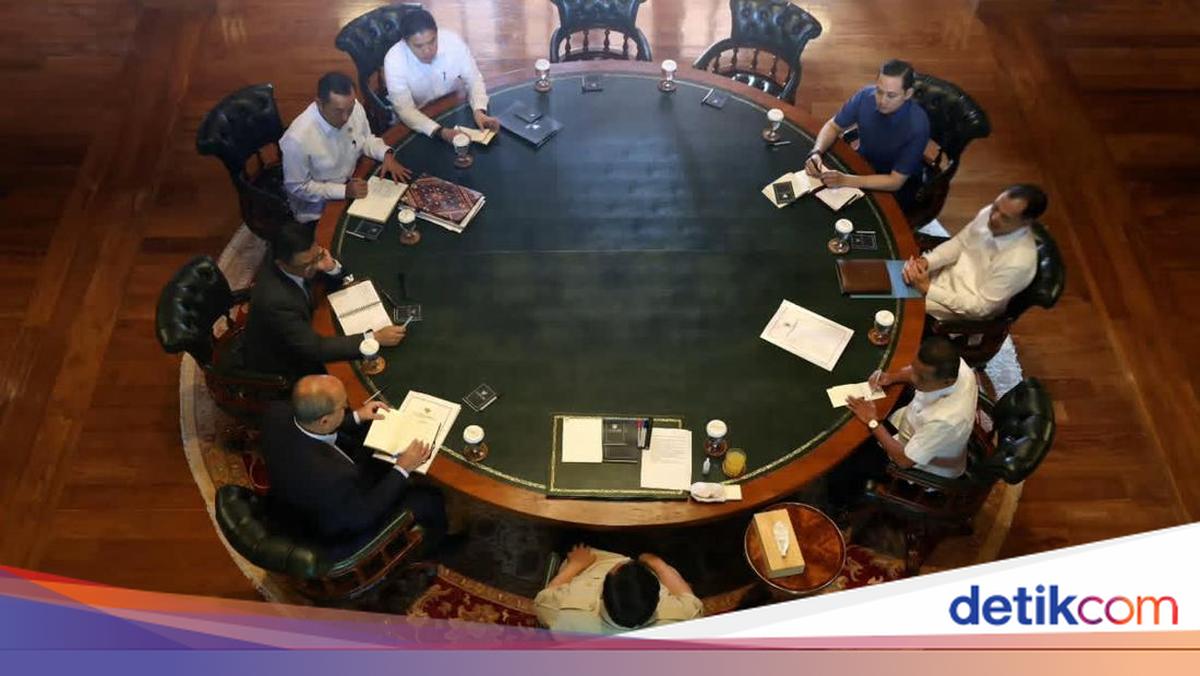 Prabowo Ratas di Hambalang, Bahas Pemulihan Bencana-Kampung Haji di Makkah