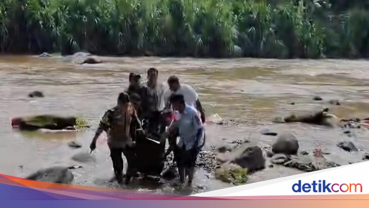 Pria Tanpa Busana Ditemukan Tewas Mengapung di Sungai Cisadane Bogor