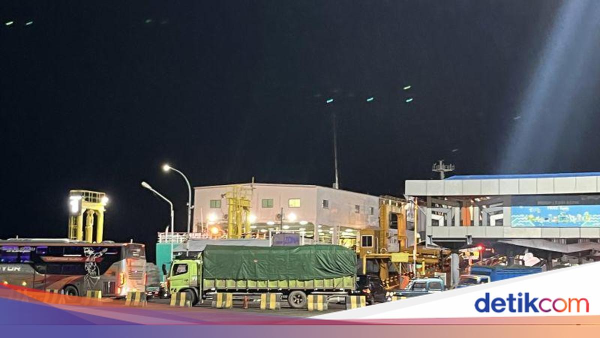 H-1 Natal, 14 Ribu Penumpang Nyeberang ke Jawa dari Pelabuhan Bakauheni