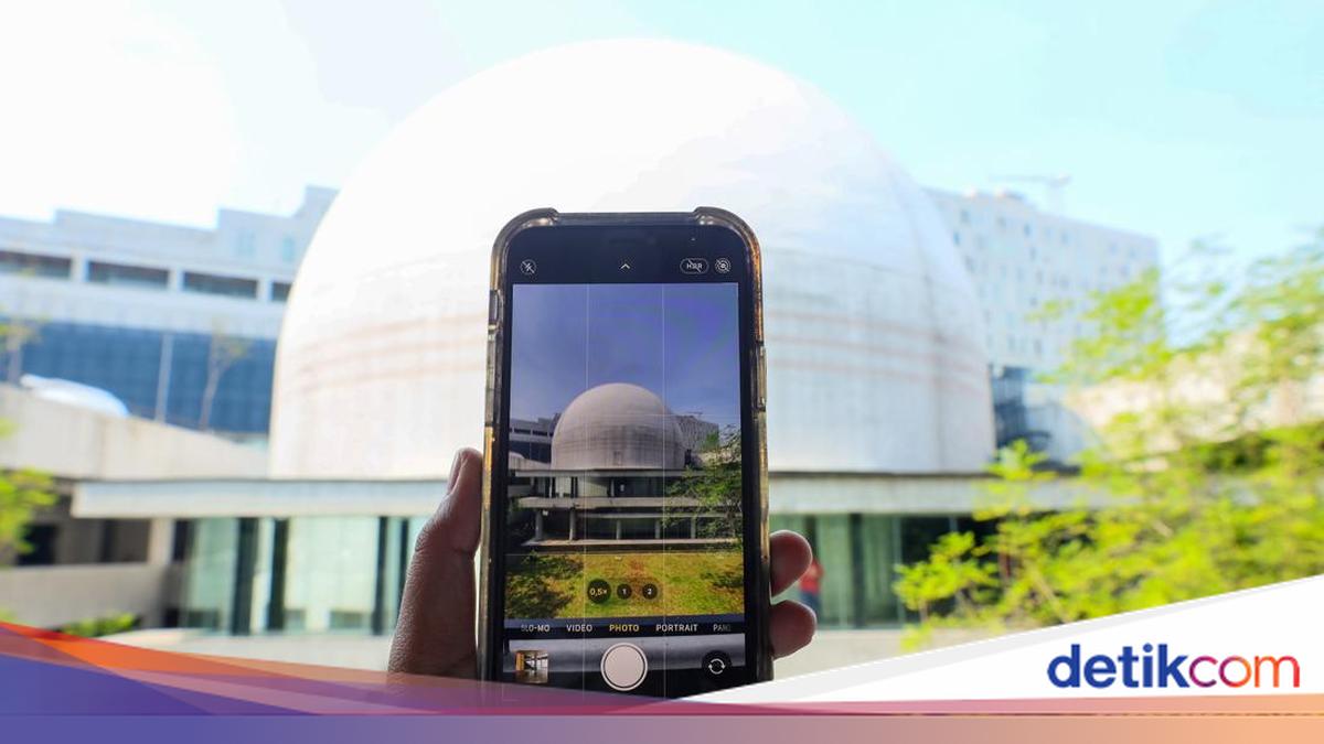 Planetarium dan Observatorium Jakarta di Cikini, Jakarta Pusat merupakan salah satu institusi edukasi astronomi tertua dan paling bersejarah di Indonesia. Begini sejarahnya.