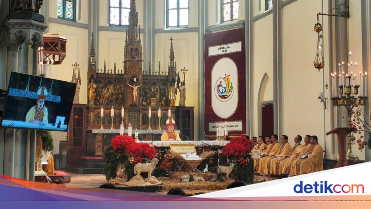 Misa Natal, Kardinal Suharyo Kutip Pesan Paus Fransiskus soal Bahaya Uang-Korupsi