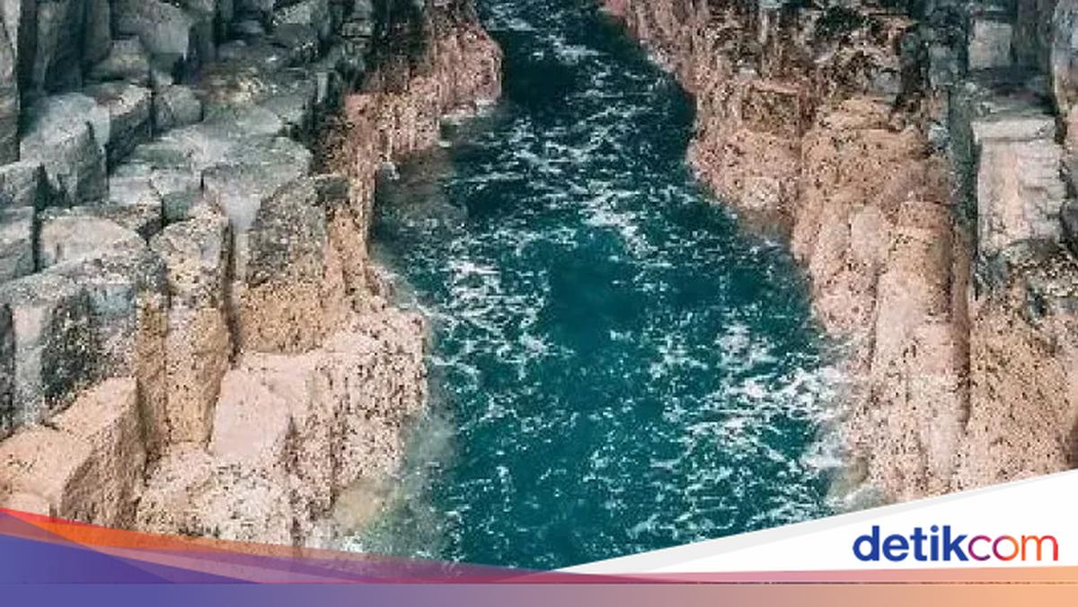 Berbagai tempat di dunia ini sering dikira hasil AI karena kelihatan unreal! Padahal sebenarnya benar-benar ada, loh.